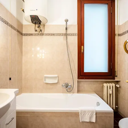 Appartement The Luxor - Turati Florence
